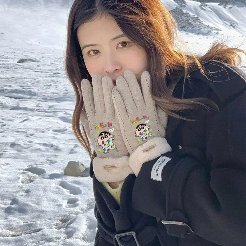 New Crayon Shin Chan Kawaii Anime Glove Cute Cartoon Autumn Winter Student Windproof Velvet Touch Screen Skiing Children Gloves
New Crayon Shin Chan Kawaii Anime Glove Cute Cartoon Autumn Winter Student Windproof Velvet Touch Screen Skiing Children Gloves