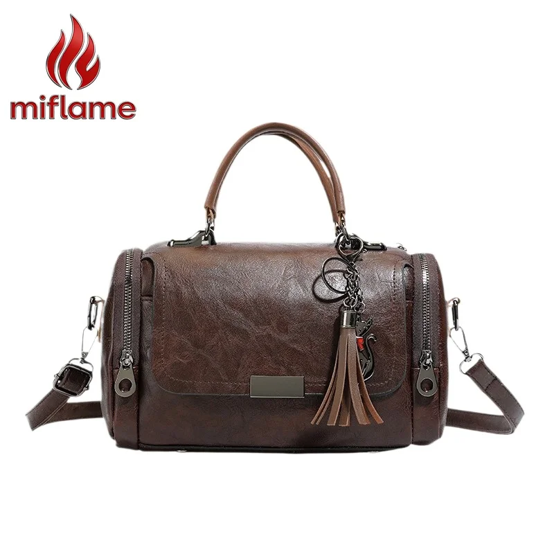 Women's Vintage Leather Tote Bag with Large Capacity Convertible Shoulder Crossbody Handbag Work Daily Casual
Women's Vintage Leather Tote Bag with Large Capacity Convertible Shoulder Crossbody Handbag Work Daily Casual