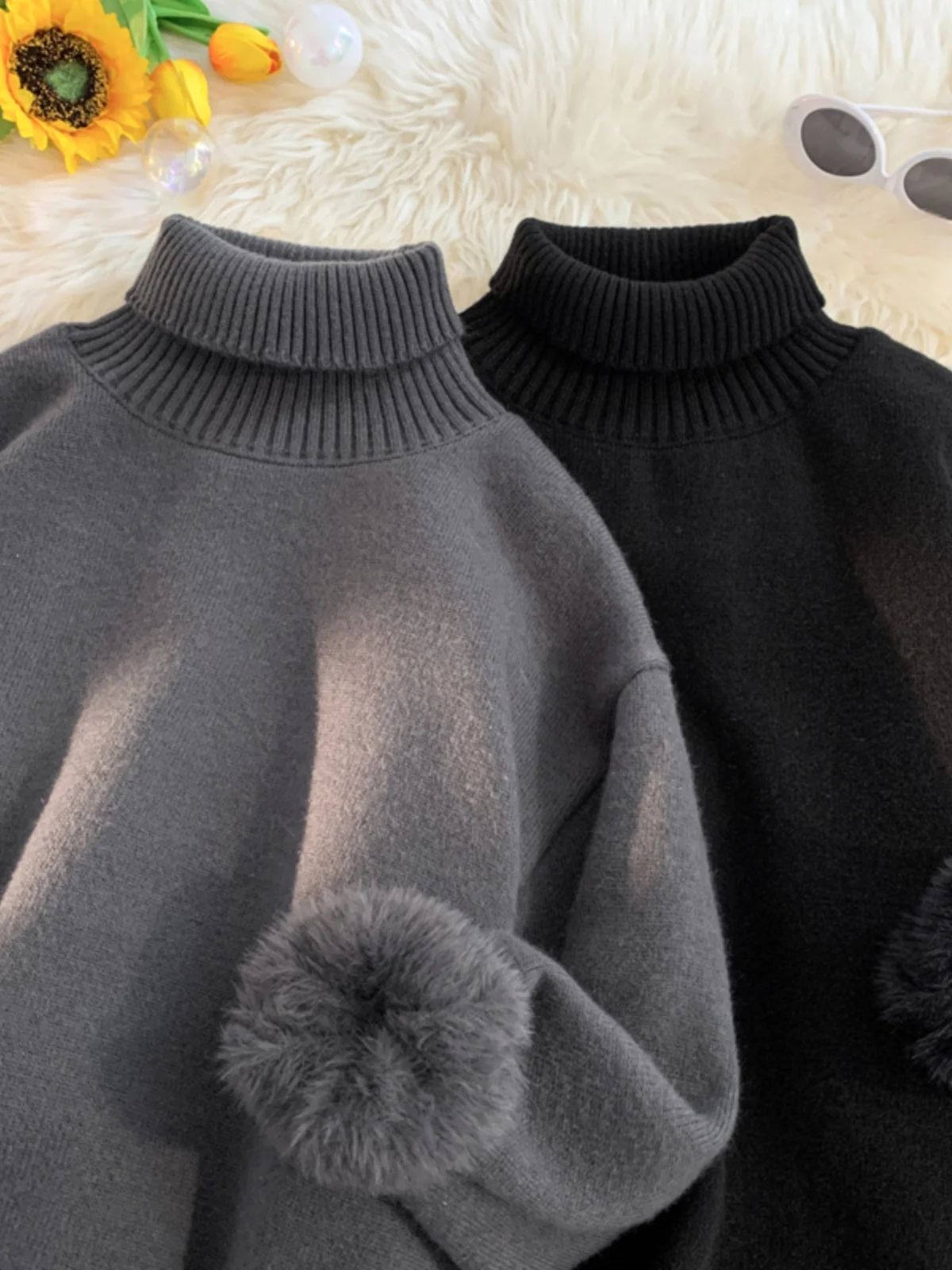 Мужской вязаный свитер с высоким воротником и флисовой подкладкой, очень теплый, с длинными рукавами, повседневный, свободного кроя, для пар, зимний.
Мужской вязаный свитер с высоким воротником и флисовой подкладкой, очень теплый, с длинными рукавами, повседневный, свободного кроя, для пар, зимний.