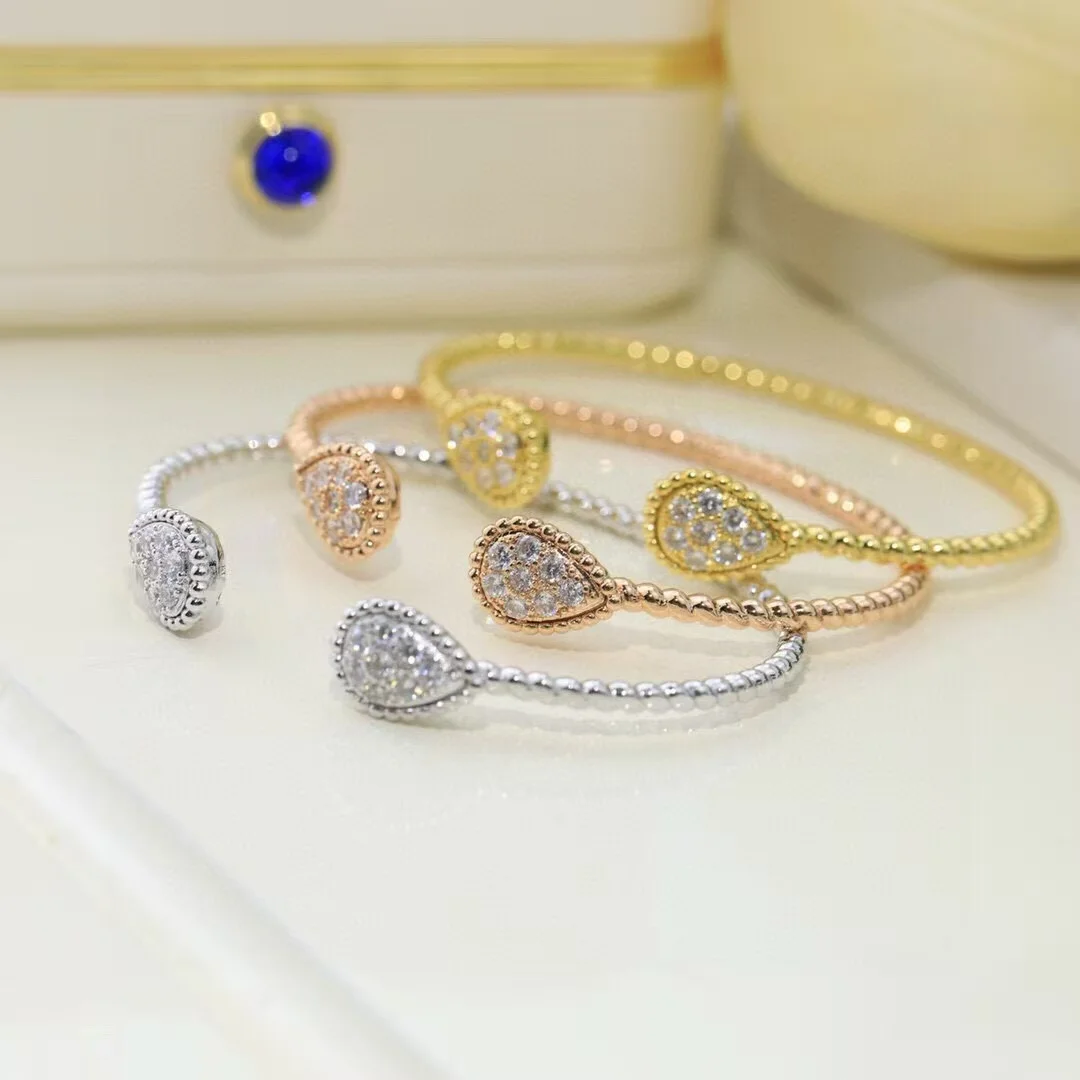 Fashion water-drop Design High Quality Luxury Jewelry Women's and Men's Styles Adjustable Bracelet Valentine's Day Anniversary
Fashion water-drop Design High Quality Luxury Jewelry Women's and Men's Styles Adjustable Bracelet Valentine's Day Anniversary