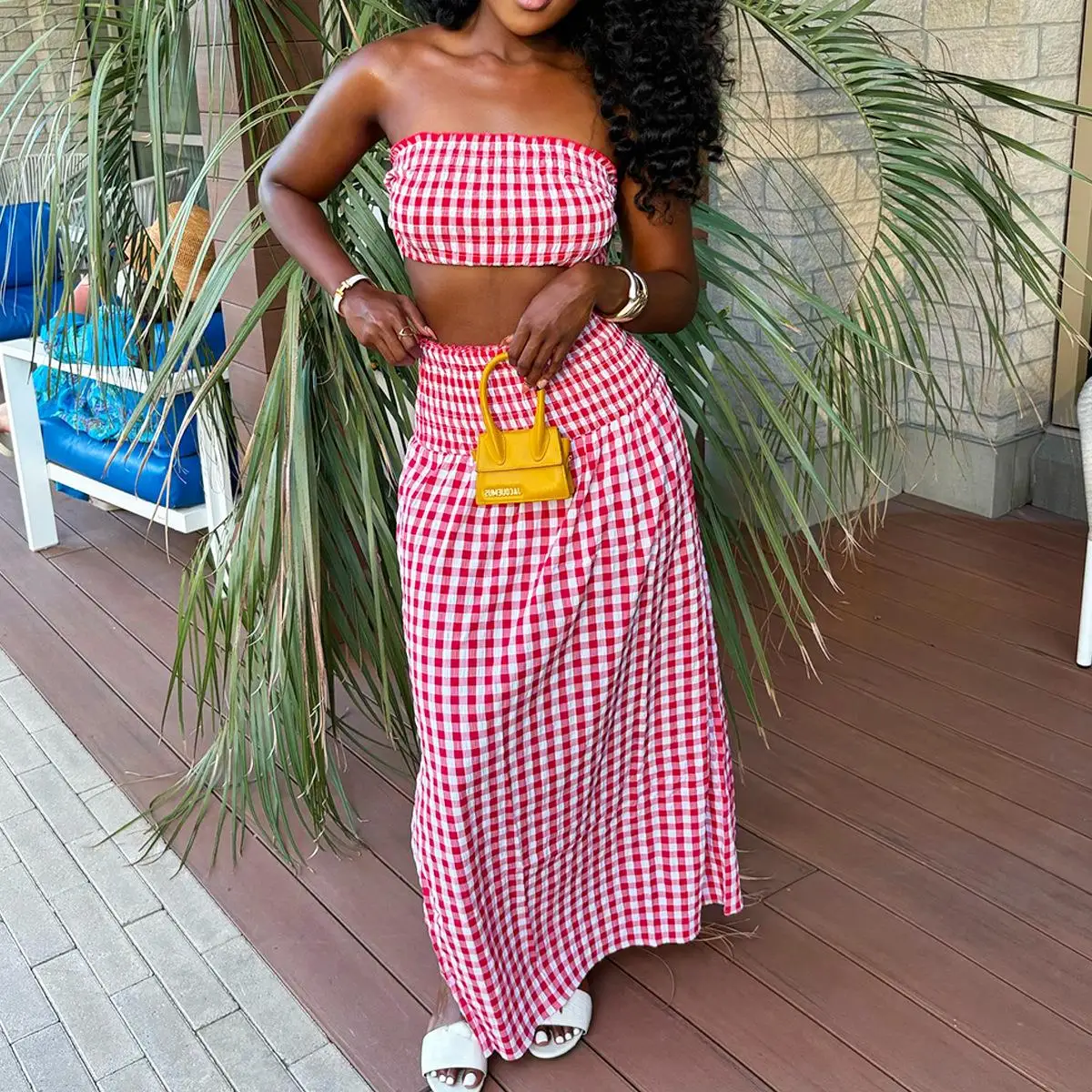 Sexy Women's Fashion Set with Wrap Chest And Long Skirt in Plaid Pattern Two-Piece Cross-Border Craft Tying Top Winter Outfit
Sexy Women's Fashion Set with Wrap Chest And Long Skirt in Plaid Pattern Two-Piece Cross-Border Craft Tying Top Winter Outfit