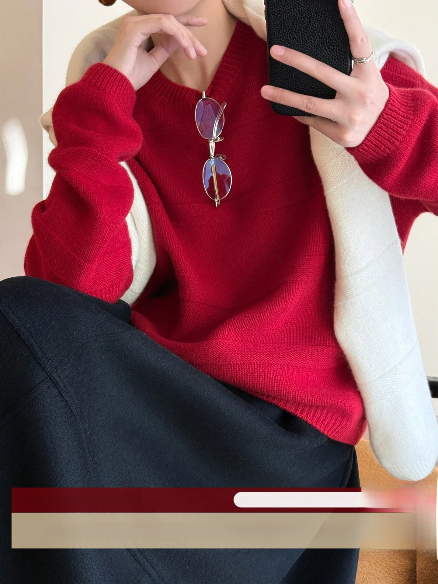 Женский шерстяной вязаный свитер WANGER Coastline оверсайз с утолщенным круглым вырезом, с узором в виде волнистых полос, мягкий, зимний, модный
Женский шерстяной вязаный свитер WANGER Coastline оверсайз с утолщенным круглым вырезом, с узором в виде волнистых полос, мягкий, зимний, модный