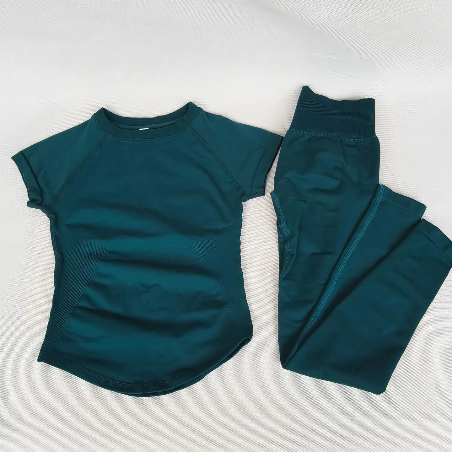 Pine Green Sports Wear Women Yoga Set Gym Clothes Sportswear Yoga Suits Fitness Set Tracksuits Sports Top Gym Leggings Set
Pine Green Sports Wear Women Yoga Set Gym Clothes Sportswear Yoga Suits Fitness Set Tracksuits Sports Top Gym Leggings Set