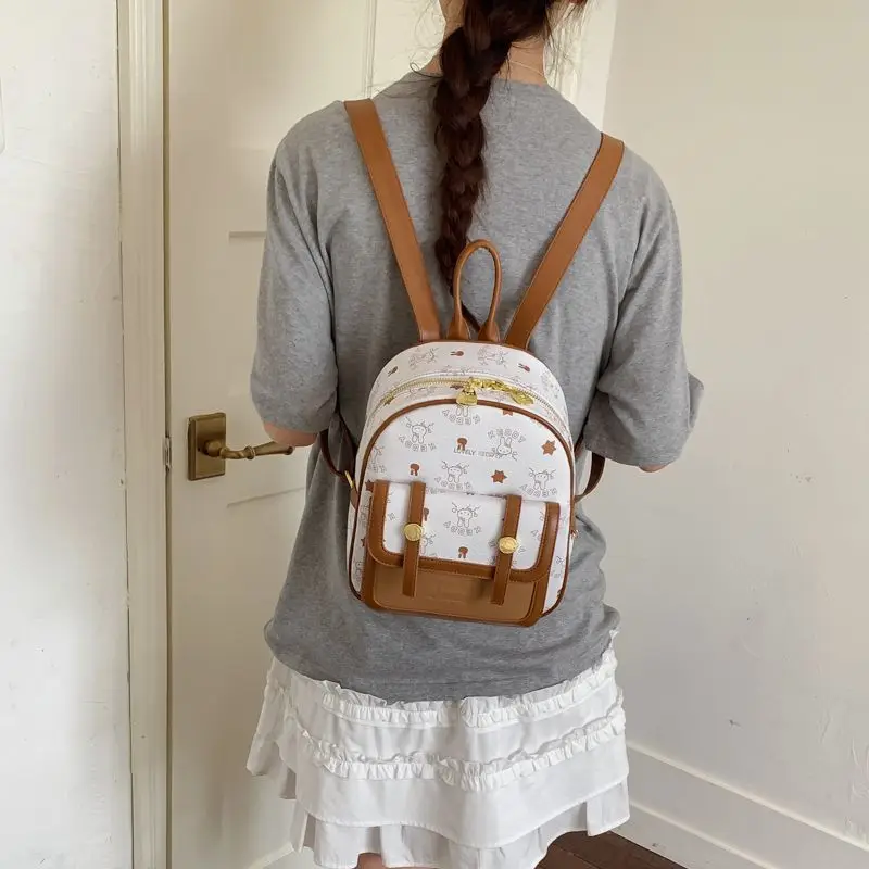 Korean Version of College Style Backpack Women's 2026 New Trendy Sweet Girl Casual Backpack Versatile Large-capacity Schoolbag
Korean Version of College Style Backpack Women's 2026 New Trendy Sweet Girl Casual Backpack Versatile Large-capacity Schoolbag