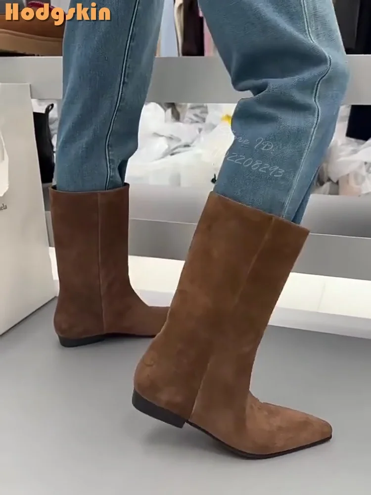 Retro Suede Mid-calf Boots Solid Pointed Toe Low-heeled Boots 2025 Autumn Women New Fashion Flat with Shoes Slip-on Korean Style
Retro Suede Mid-calf Boots Solid Pointed Toe Low-heeled Boots 2025 Autumn Women New Fashion Flat with Shoes Slip-on Korean Style