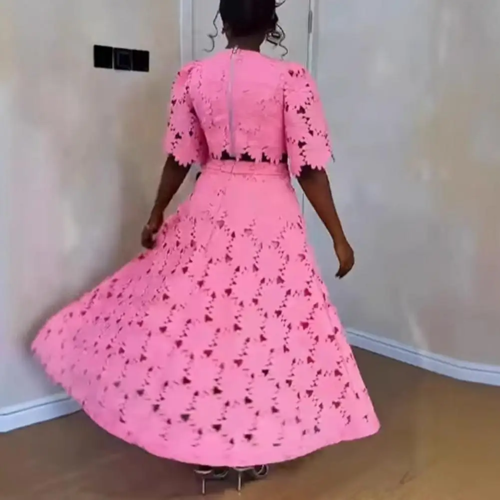 Women's Hollow Out Flower 2 Piece Short Sleeves Round Neck Top High Waisted Maxi Skirt Set Summer Vacation Set
Women's Hollow Out Flower 2 Piece Short Sleeves Round Neck Top High Waisted Maxi Skirt Set Summer Vacation Set
