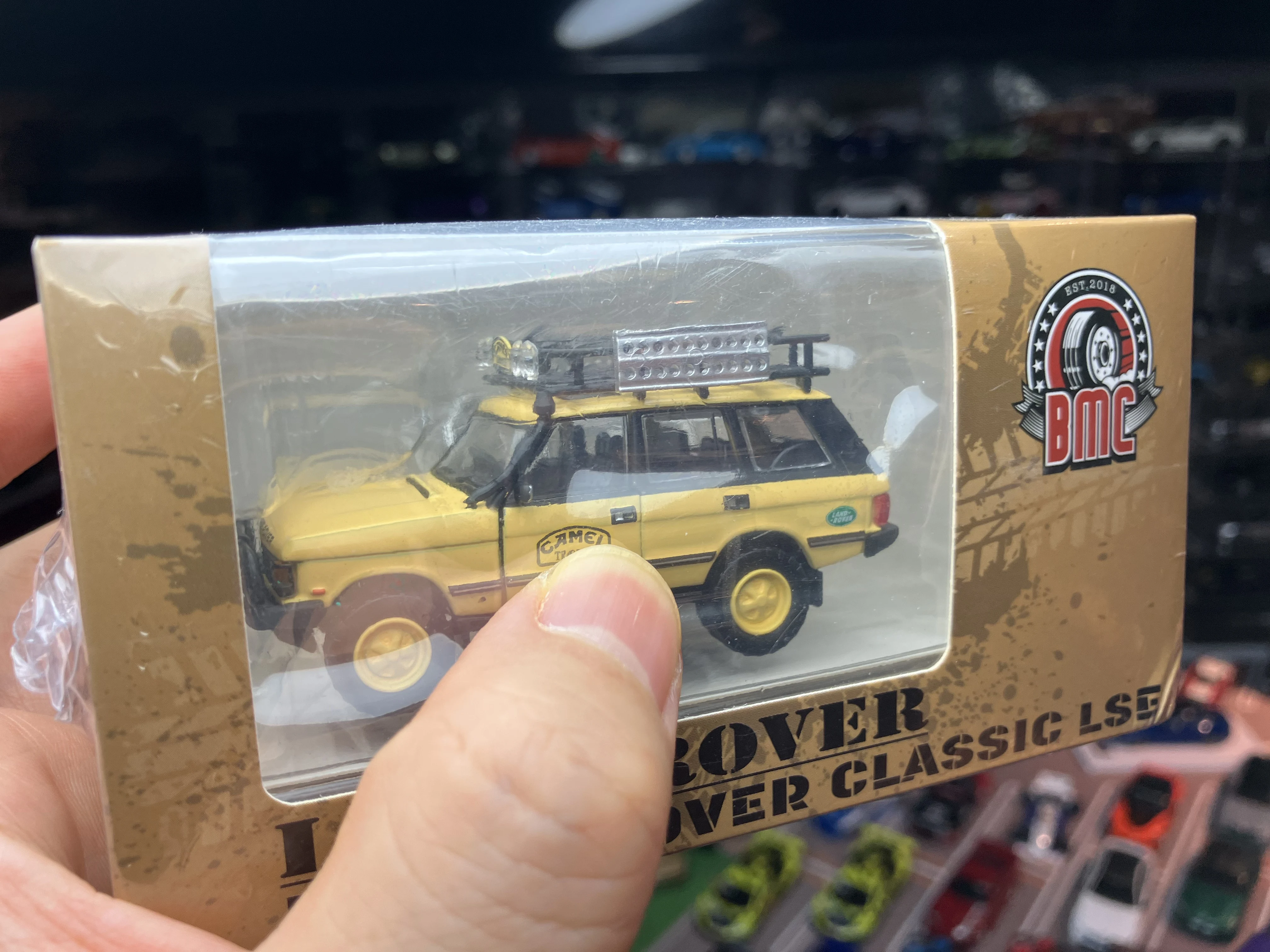 BM Creations Classic SUV - RHD 1:64 Diecast Car 64B0263 Model Car Collection Limited Edition Alloy
BM Creations Classic SUV - RHD 1:64 Diecast Car 64B0263 Model Car Collection Limited Edition Alloy