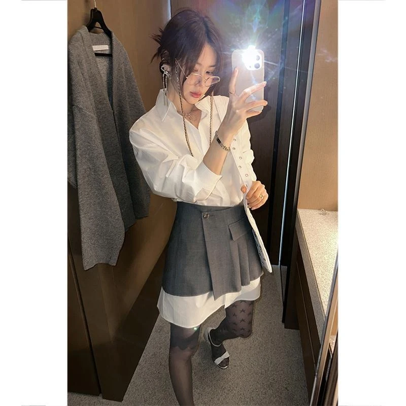 One-piece high-end pleated skirt for women2026New Spring and Autumn Collection with Asymmetrical DesignaShort Skirt
One-piece high-end pleated skirt for women2026New Spring and Autumn Collection with Asymmetrical DesignaShort Skirt