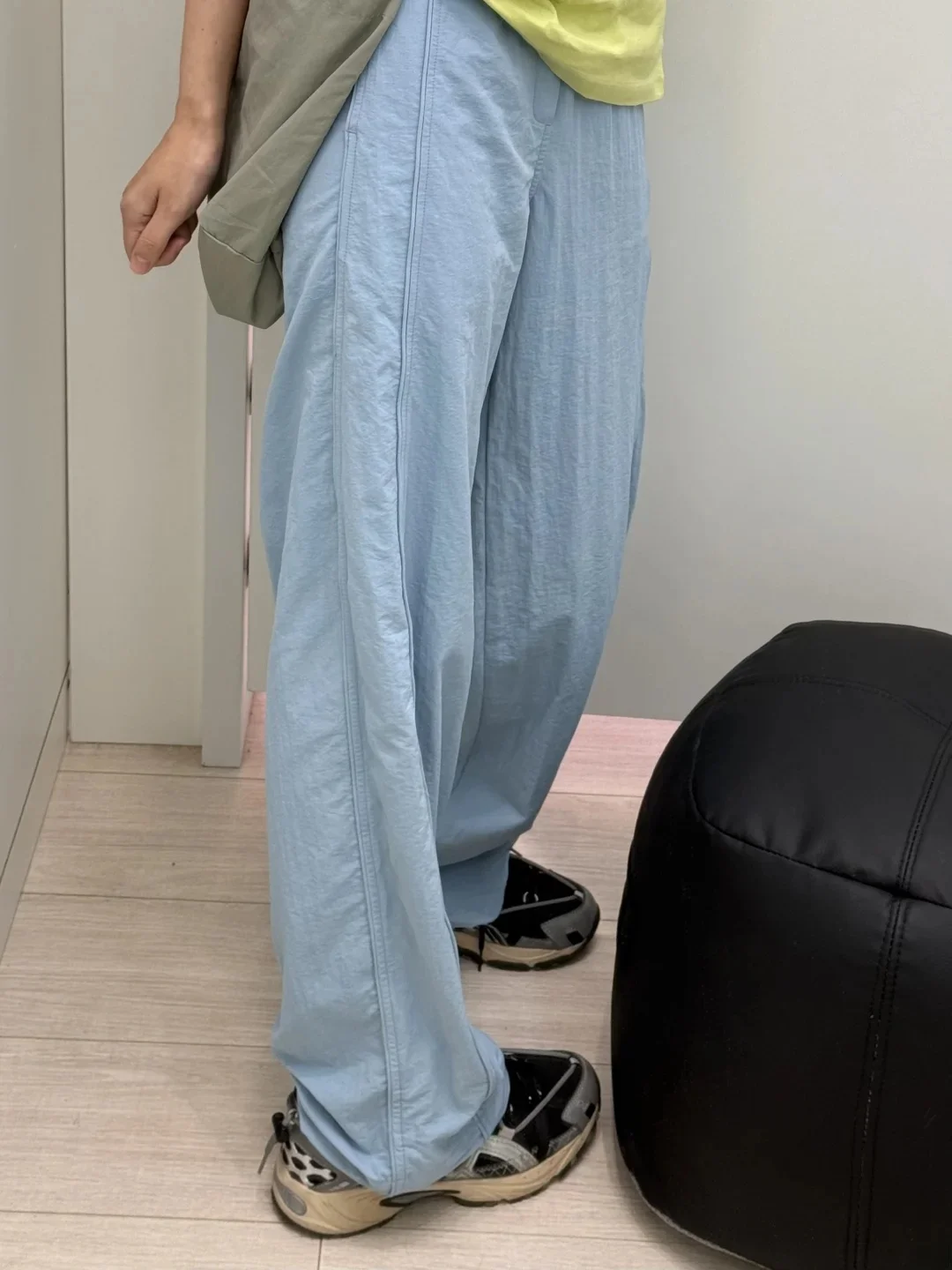 Island Country Single U Casual Paratrooper Pants Elastic High Waist Parachute Pants Long Pants for Women Casual Trousers
Island Country Single U Casual Paratrooper Pants Elastic High Waist Parachute Pants Long Pants for Women Casual Trousers