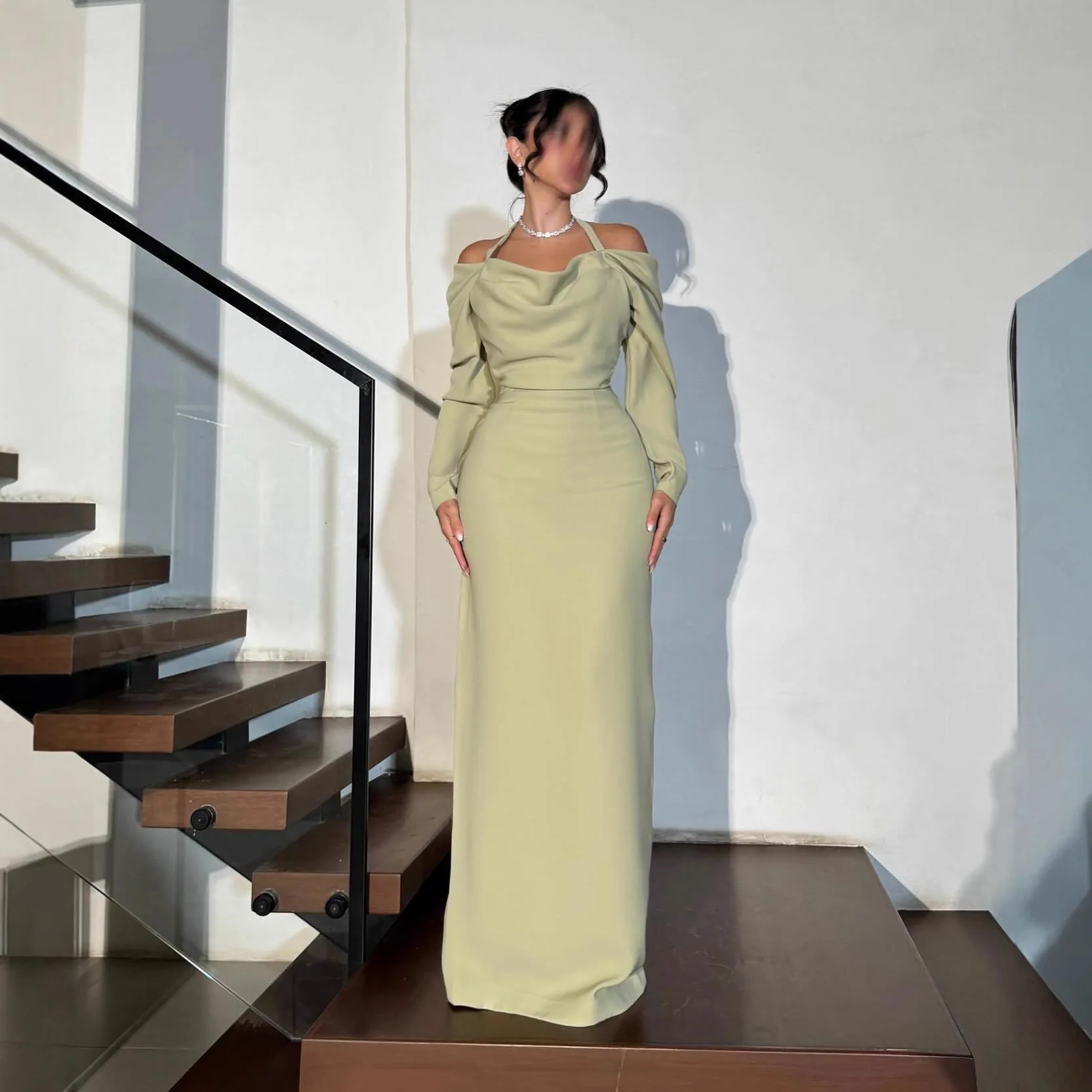 Элегантное сексуальное облегающее платье с открытыми плечами, на бретельках, со шнуровкой, с длинными рукавами, для выпускного вечера, весна-лето 2026. Летнее платье-роба, женское.
Элегантное сексуальное облегающее платье с открытыми плечами, на бретельках, со шнуровкой, с длинными рукавами, для выпускного вечера, весна-лето 2026. Летнее платье-роба, женское.