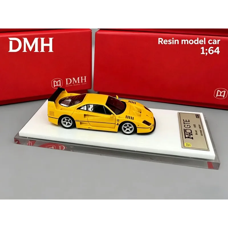 DMH 1:64 Resin F40 GTE Super Sports Car Limited Resin Car Model Simulation Car Model Toy Collection Decoration Item Boy's Gift
DMH 1:64 Resin F40 GTE Super Sports Car Limited Resin Car Model Simulation Car Model Toy Collection Decoration Item Boy's Gift