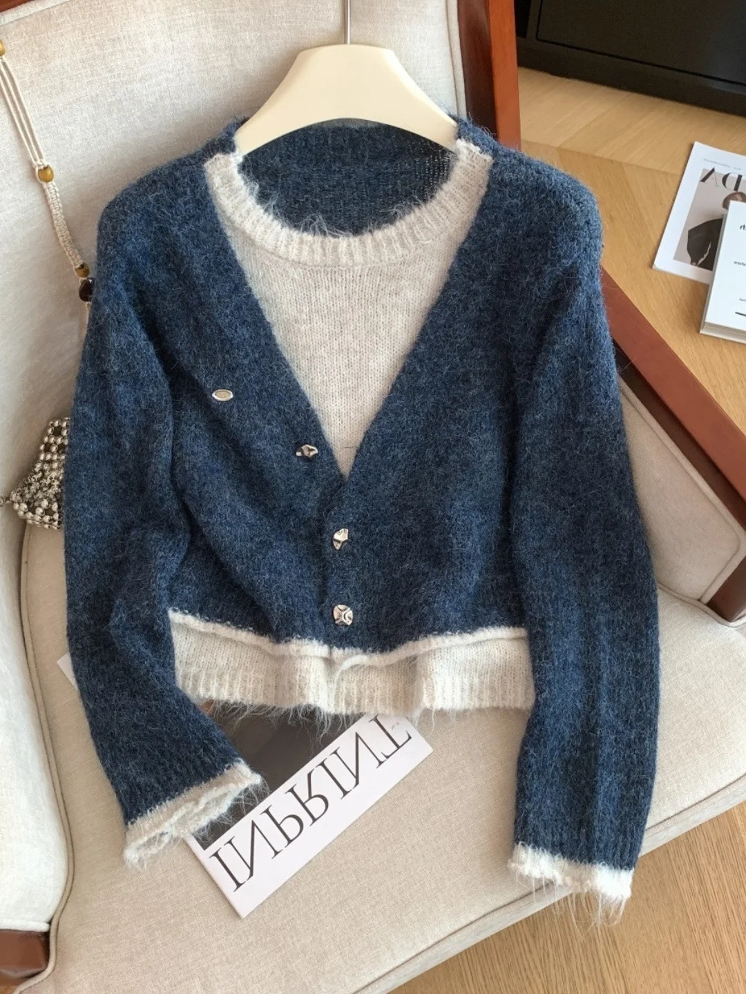 Sweet Sle Long Sve Вязаный свитер Топ Искусственный дизайн из двух предметов Осень Зима Повседневный свободный крой круглый Ne Одежда на одной пуговице...
Sweet Sle Long Sve Вязаный свитер Топ Искусственный дизайн из двух предметов Осень Зима Повседневный свободный крой круглый Ne Одежда на одной пуговице...