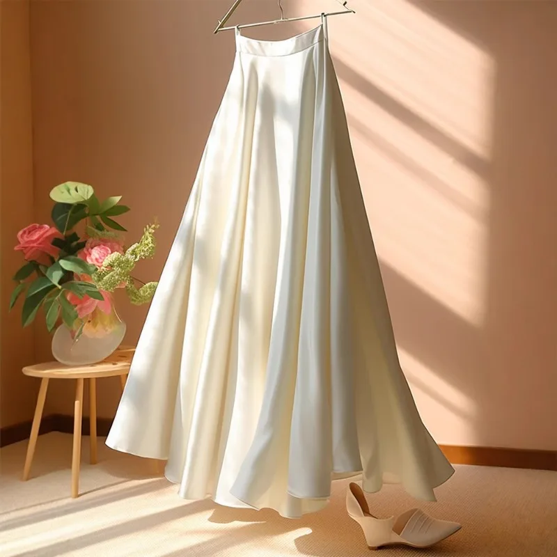 dress with high waist drape and thin A-word umbrella skirt for small people, light luxury satin skirt for women in spring
dress with high waist drape and thin A-word umbrella skirt for small people, light luxury satin skirt for women in spring