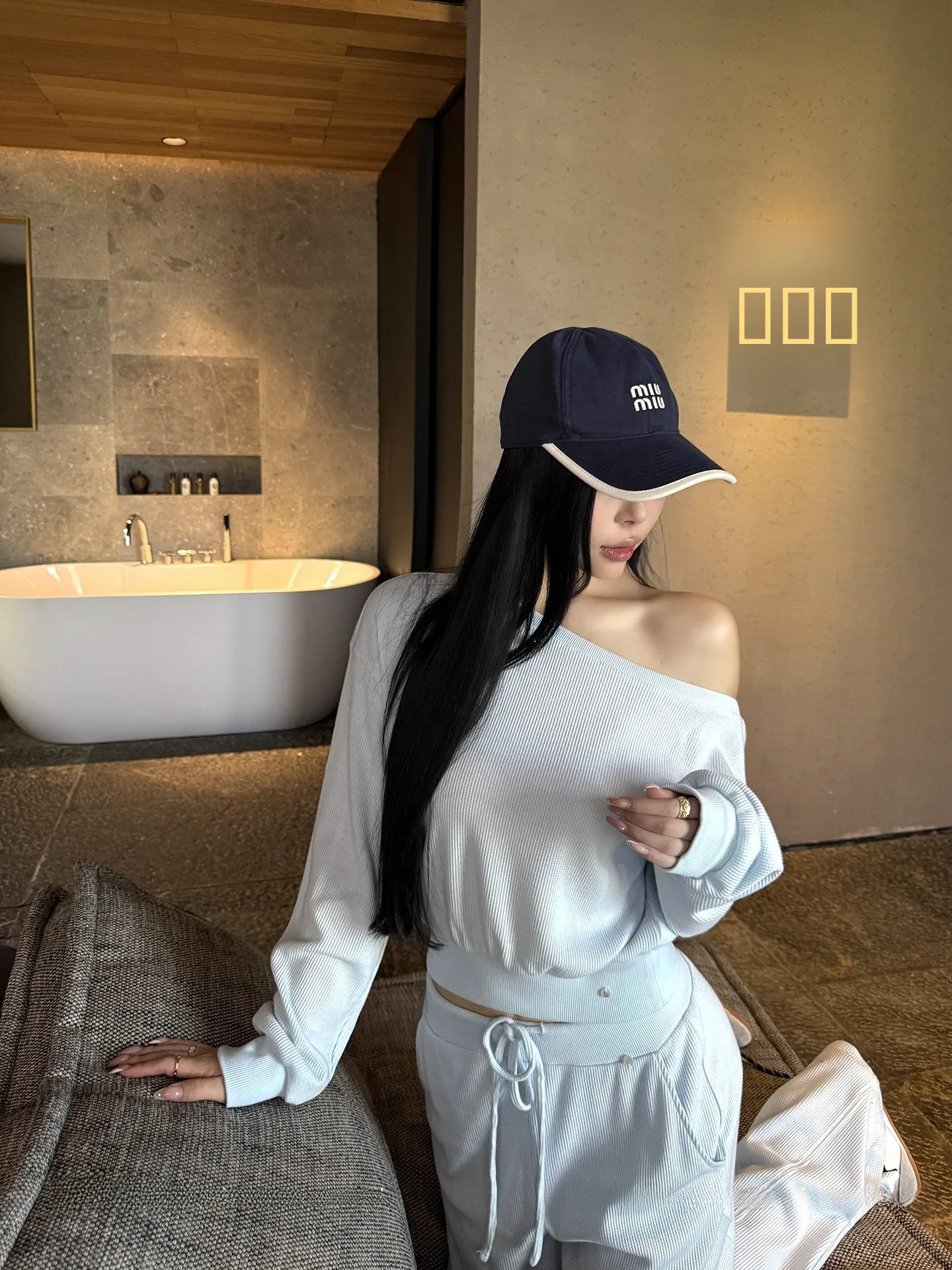 Loose Casual Sweatirt High Waist Wide Leg Pants Women's Spring New Sle Blazaixianqi Set Comfortable Breathable Faion
Loose Casual Sweatirt High Waist Wide Leg Pants Women's Spring New Sle Blazaixianqi Set Comfortable Breathable Faion
