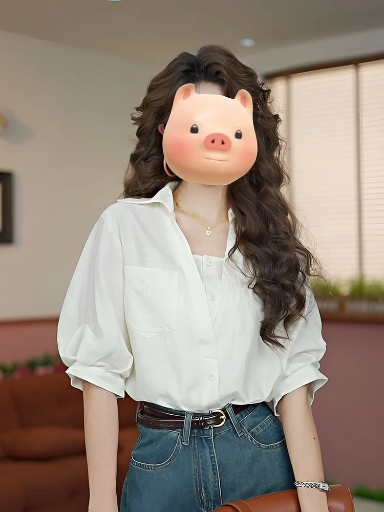 Женская рубашка в стиле ретро из Гонконга, цветная, с коротким рукавом, лето 2024, свободная, повседневная, универсальная, стройнящая, модная
Женская рубашка в стиле ретро из Гонконга, цветная, с коротким рукавом, лето 2024, свободная, повседневная, универсальная, стройнящая, модная