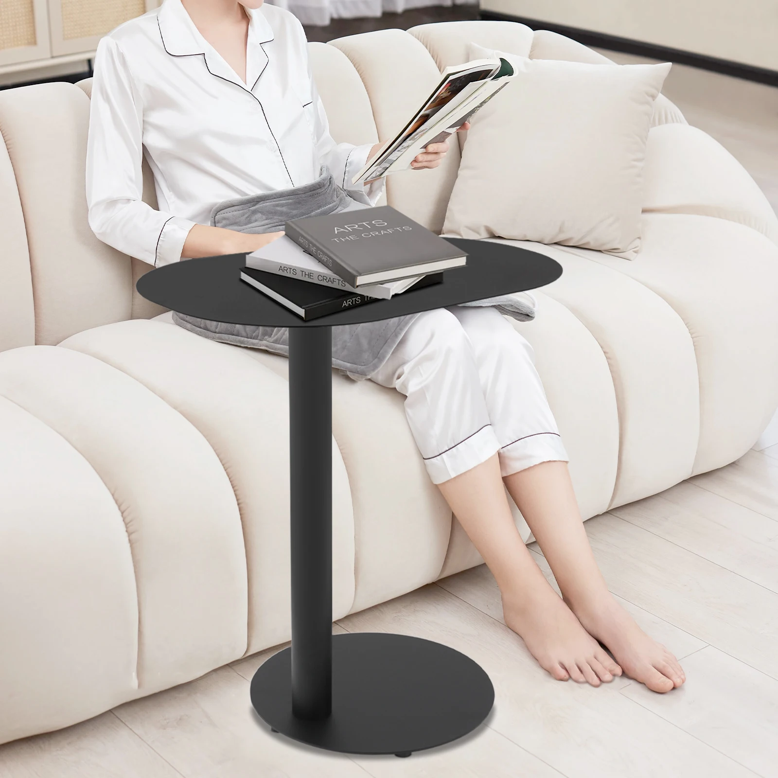 Stylish C-Shaped Side Table, Iron End Table, Black Couch Side Table 7.5kg/16.53 Lbs Load Capacity for Living Room, Study Room
Stylish C-Shaped Side Table, Iron End Table, Black Couch Side Table 7.5kg/16.53 Lbs Load Capacity for Living Room, Study Room