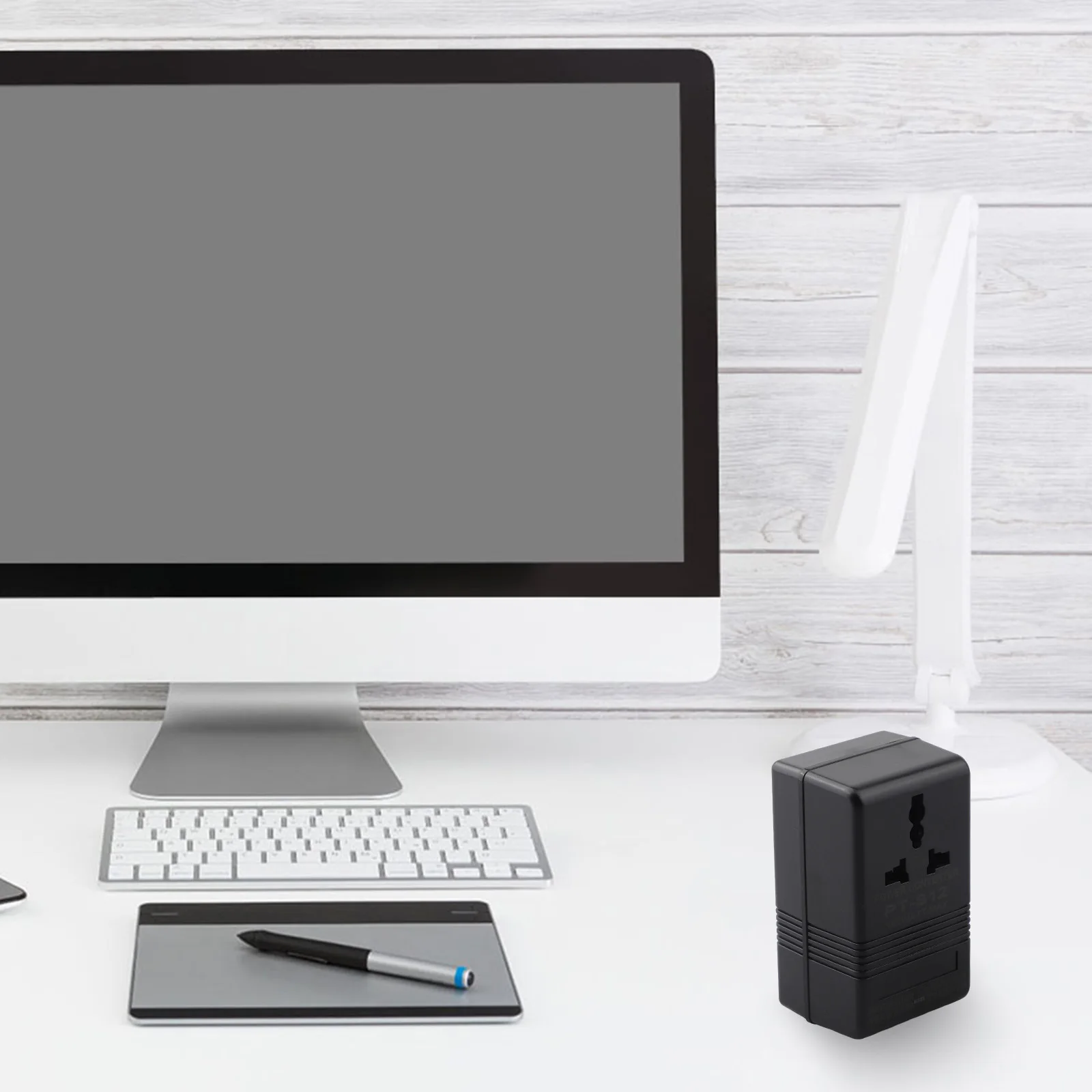 Портативный преобразователь напряжения 110, 120 В в 220, 240 В, максимальный выход, 100 Вт, двухканальный преобразователь напряжения, простой в использовании 
Портативный преобразователь напряжения 110, 120 В в 220, 240 В, максимальный выход, 100 Вт, двухканальный преобразователь напряжения, простой в использовании