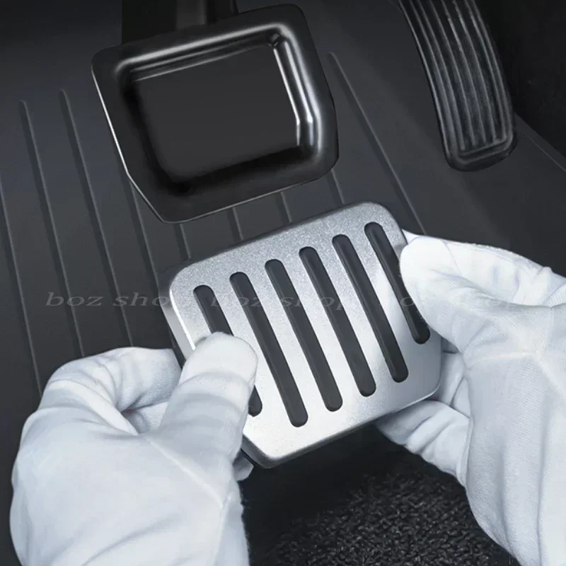 For Tesla Model 3 Highland 2Pcs Car Accelerator Brake Pedal Aluminum Alloy Foot Pedal Car Interior Modification Accessories
For Tesla Model 3 Highland 2Pcs Car Accelerator Brake Pedal Aluminum Alloy Foot Pedal Car Interior Modification Accessories