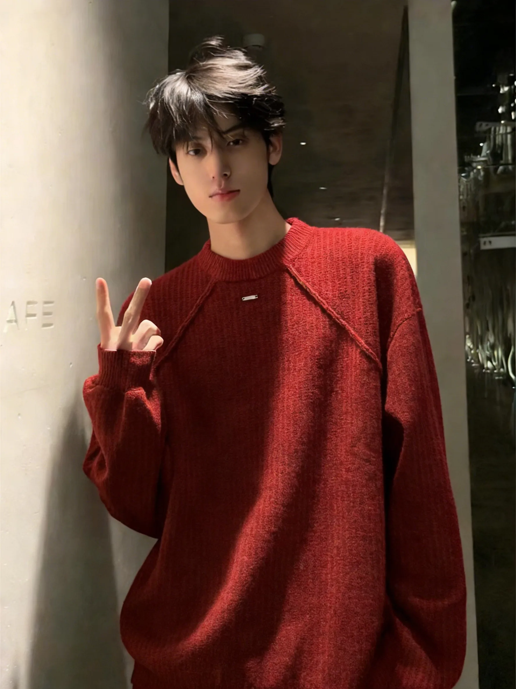 Luy Year Red round Ne Knitwear Men Winter Luxury Warm Inner Wear Base Layer Top Faionable American Sle Loose Fit
Luy Year Red round Ne Knitwear Men Winter Luxury Warm Inner Wear Base Layer Top Faionable American Sle Loose Fit