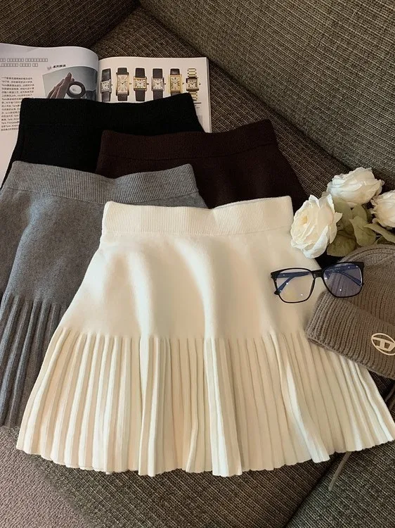 Elastic High Waist Pleated Skirt Women's ort A-Line Knitted Wrap Body Skirt Korean Sle Ci Walk Silk Glossy Fabric
Elastic High Waist Pleated Skirt Women's ort A-Line Knitted Wrap Body Skirt Korean Sle Ci Walk Silk Glossy Fabric