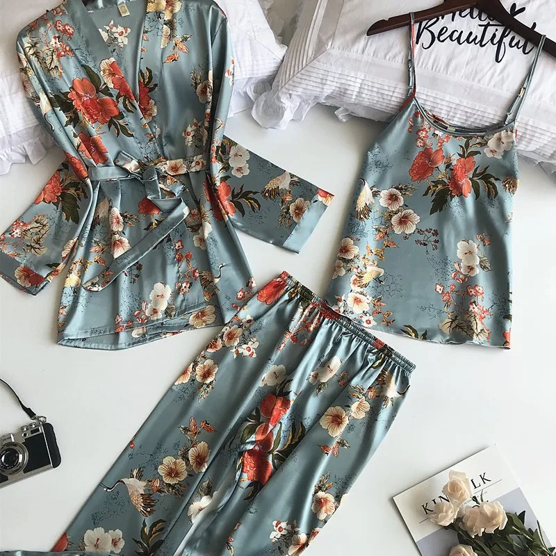 New European and American Style Floral Home Wear Nightdress Three-Piece Set Fashionable Comfortable Lace Trim Sleepwear Set Adju
New European and American Style Floral Home Wear Nightdress Three-Piece Set Fashionable Comfortable Lace Trim Sleepwear Set Adju