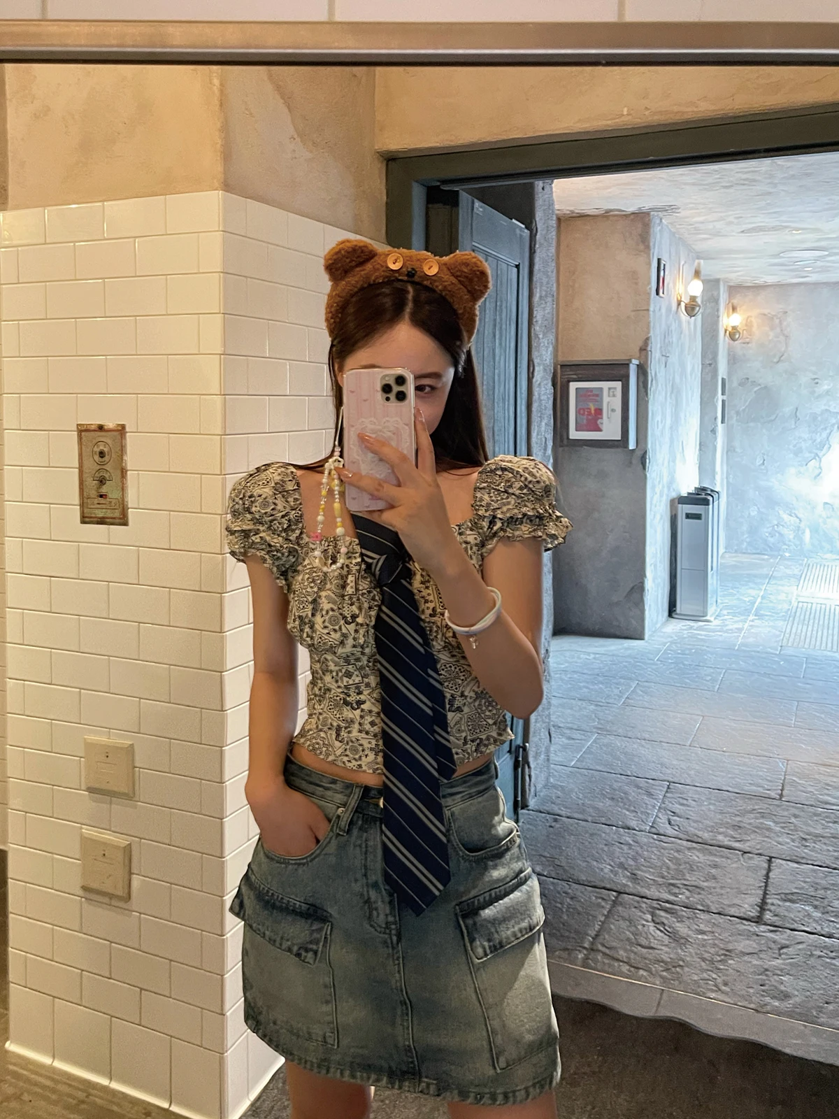 Worn-look American Sle A-Line Denim Skirt-Pants for Women Casual Wear Resistant Cotton Mid-Waist Button-Up Skirts
Worn-look American Sle A-Line Denim Skirt-Pants for Women Casual Wear Resistant Cotton Mid-Waist Button-Up Skirts