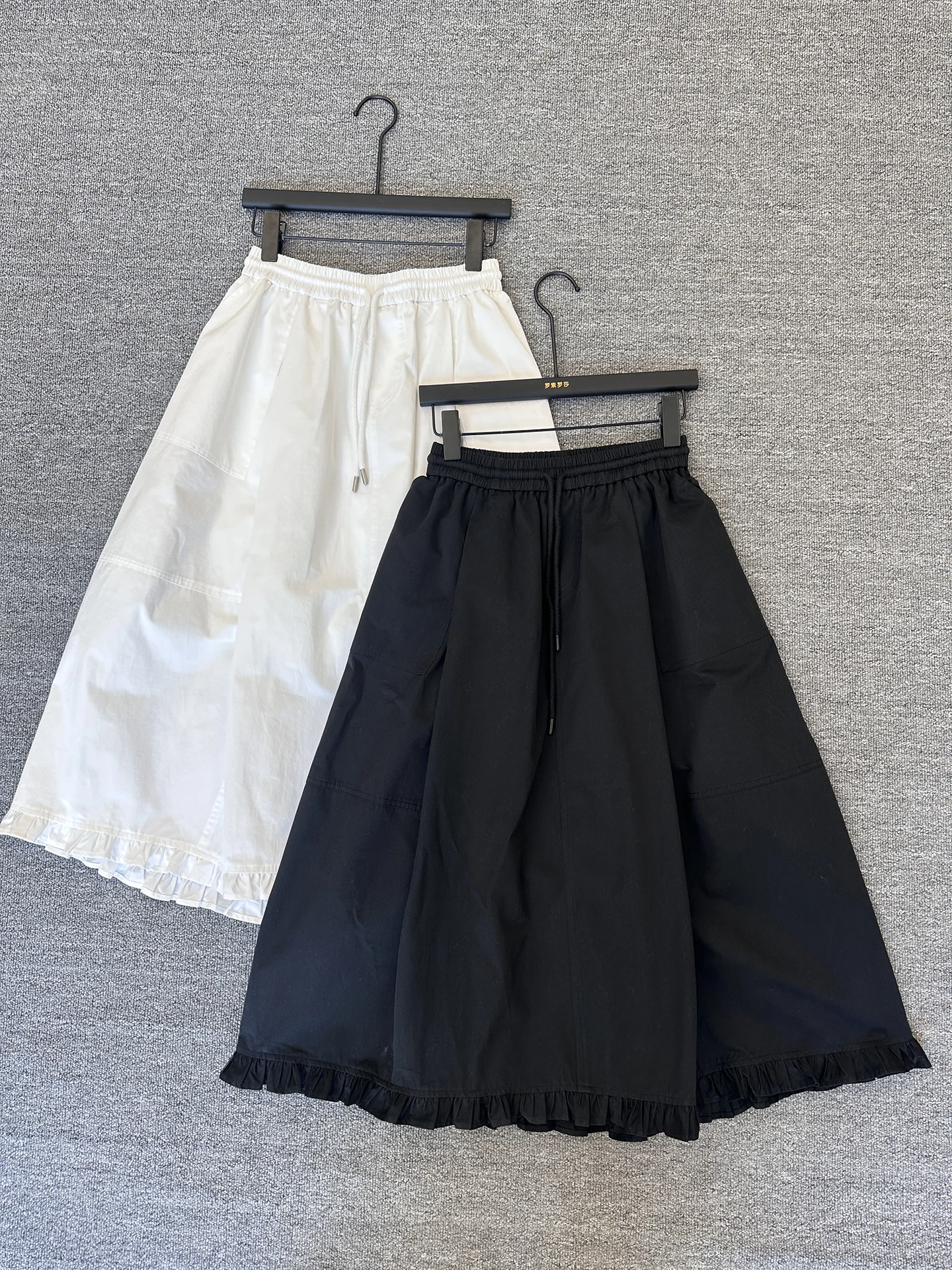 Sweet Girl Style High Waist A-Line Midi Skirt Cotton Breathable Casual High Waist Wooden Ear Half Skirt Women's Versatile Trendy
Sweet Girl Style High Waist A-Line Midi Skirt Cotton Breathable Casual High Waist Wooden Ear Half Skirt Women's Versatile Trendy