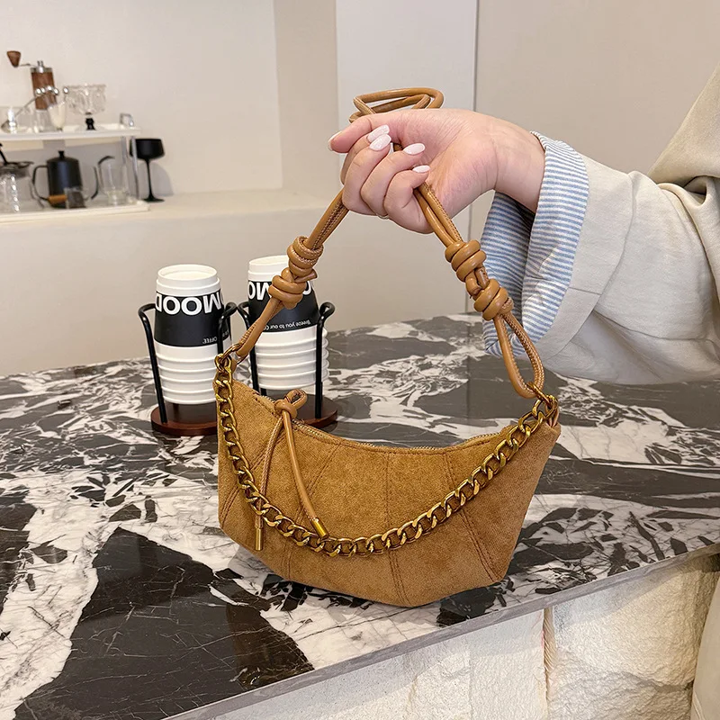 Autumn New Dumpling Bag Women, Niche Underarm Shoulder Bag, Personalized Messenger Bag, Fashionable and Trendy
Autumn New Dumpling Bag Women, Niche Underarm Shoulder Bag, Personalized Messenger Bag, Fashionable and Trendy