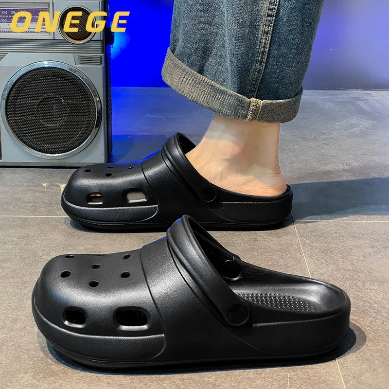 A Pair of Men's Couple's Wear-Resistant Clogs, Summer New Non-Slip Fashionable Thick-Soled Beach Shoes, Comfortable Slippers for Outer Wear
A Pair of Men's Couple's Wear-Resistant Clogs, Summer New Non-Slip Fashionable Thick-Soled Beach Shoes, Comfortable Slippers for Outer Wear