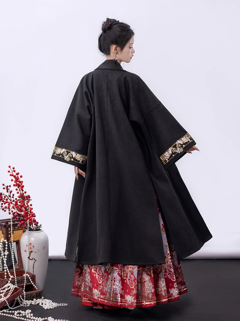 Thiened Tang Sle Long irt Hanfu Outerwear Autumn Winter Woolen Coat Versatile Skirt Sle Poly Fiber Ladies Coat
Thiened Tang Sle Long irt Hanfu Outerwear Autumn Winter Woolen Coat Versatile Skirt Sle Poly Fiber Ladies Coat