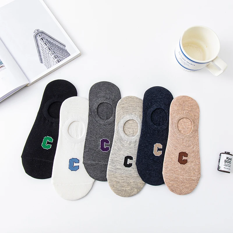 5 Pairs Letter C Print Socks Spring Summer Cotton Men and Women Thin Breathable Leisure Boat Socks Silicone Invisible Socks
5 Pairs Letter C Print Socks Spring Summer Cotton Men and Women Thin Breathable Leisure Boat Socks Silicone Invisible Socks