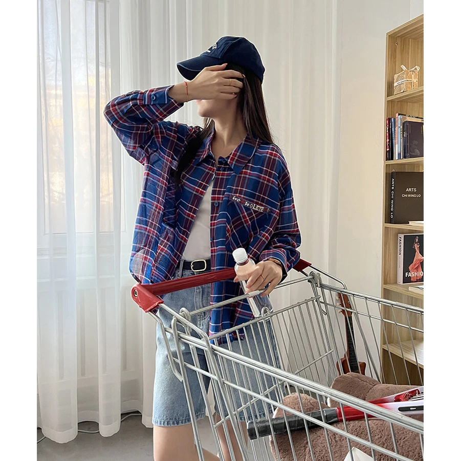 Женская повседневная рубашка Ele i Plaid с вышивкой, свободного кроя, легкая, с защитой от солнца, с длинными рукавами, на пуговицах
Женская повседневная рубашка Ele i Plaid с вышивкой, свободного кроя, легкая, с защитой от солнца, с длинными рукавами, на пуговицах