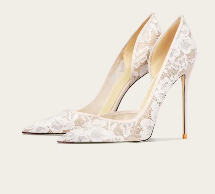 New white lace side empty high heels for women, not stuffy feet, pointed slender heels, fairy style breathable single shoes
New white lace side empty high heels for women, not stuffy feet, pointed slender heels, fairy style breathable single shoes