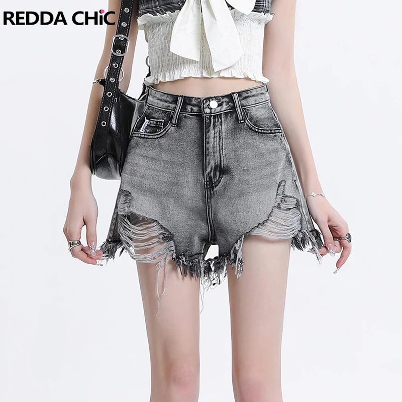 ReddaChic Summer Women's Ripped Jean Shorts Black Retro Raw Hem Straight High Waisted Denim Short Pants Acubi Fashion Streetwear
ReddaChic Summer Women's Ripped Jean Shorts Black Retro Raw Hem Straight High Waisted Denim Short Pants Acubi Fashion Streetwear