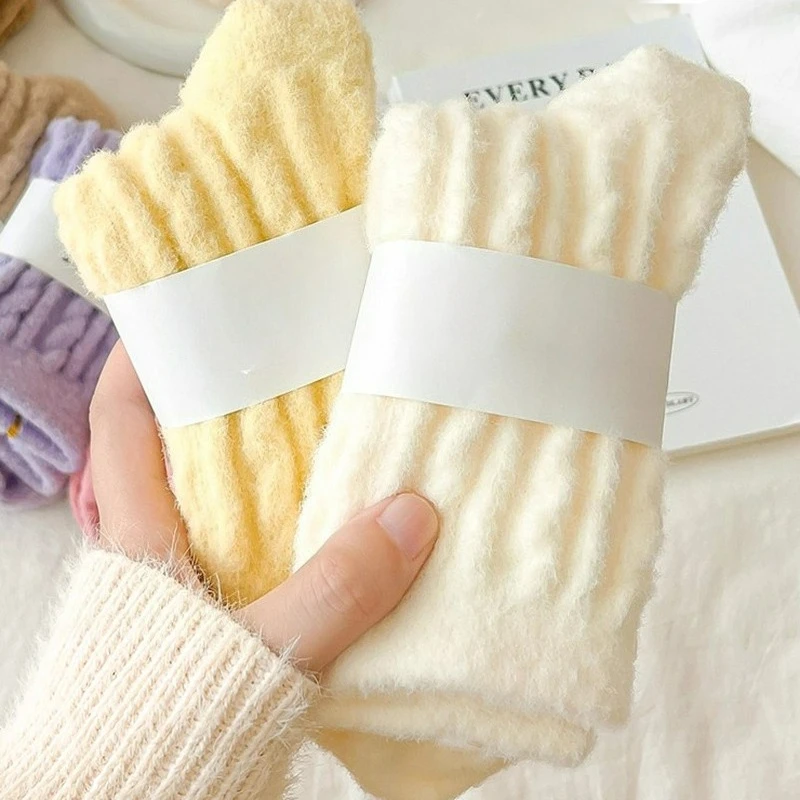 2pairs Casual Candy Color Plush Socks Women Winter Warm Thickening Candy Color Sleeping Snow Socks Coral Fluffy Tube Wool Sox
2pairs Casual Candy Color Plush Socks Women Winter Warm Thickening Candy Color Sleeping Snow Socks Coral Fluffy Tube Wool Sox