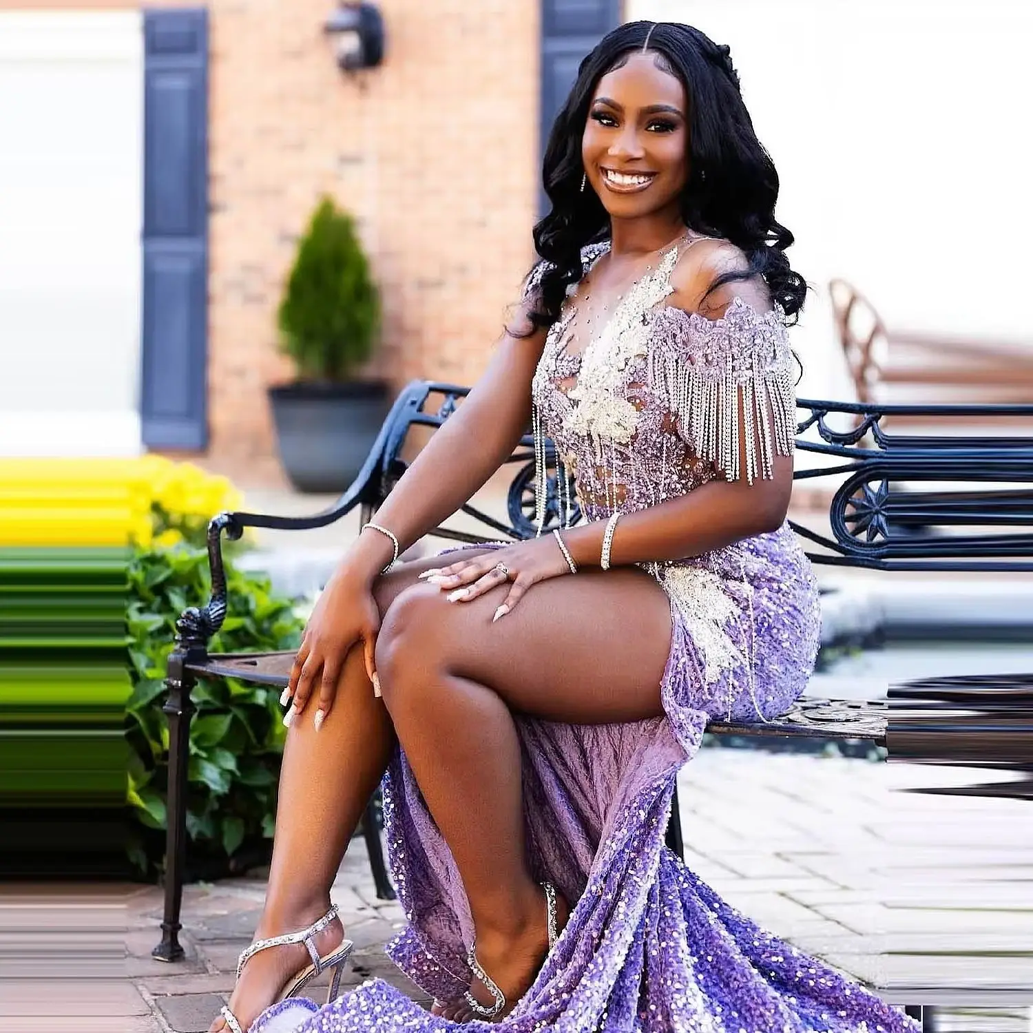 Purple Aso Ebi Prom Gown with Illusion Neckline Beads Tassels Appliquè High Slit Sexy Mermaid Evening Wedding Party Dress
Purple Aso Ebi Prom Gown with Illusion Neckline Beads Tassels Appliquè High Slit Sexy Mermaid Evening Wedding Party Dress