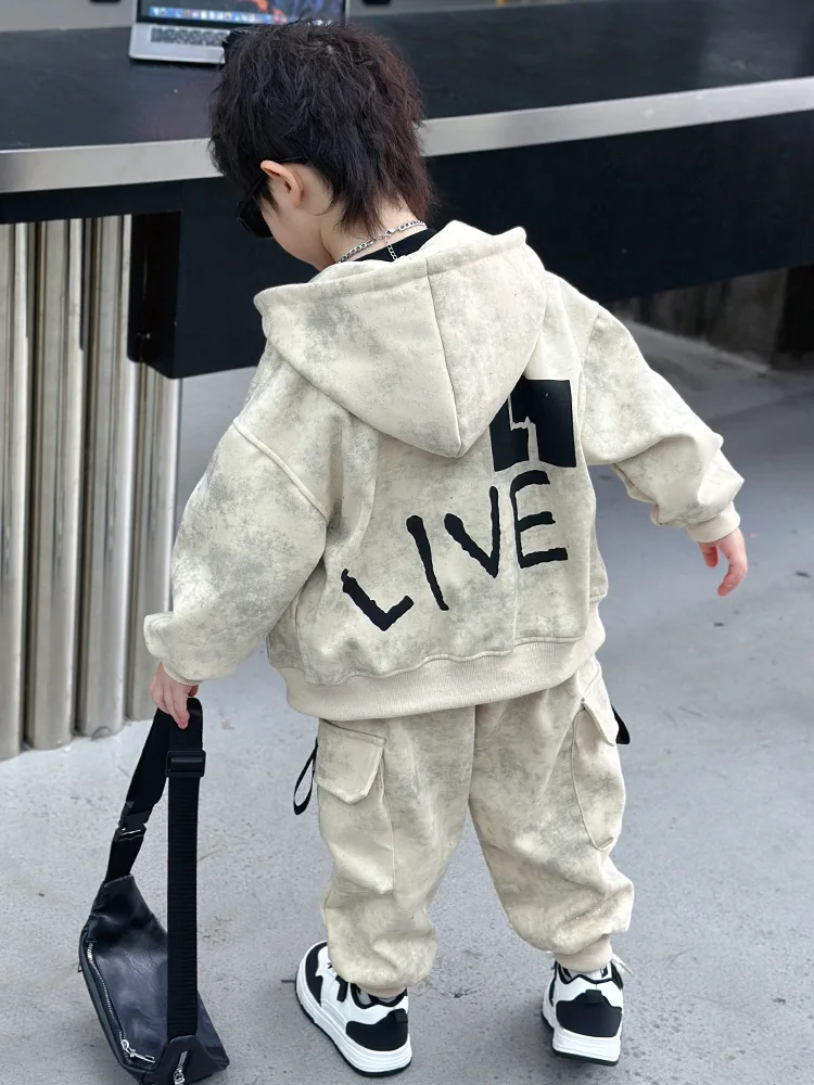 Cool Trendy Boys Sportswear Set Hoodie And Pants Spring Autumn Fashionable Middle Small Children Male Kids Long Sleeve Long P...
Cool Trendy Boys Sportswear Set Hoodie And Pants Spring Autumn Fashionable Middle Small Children Male Kids Long Sleeve Long P...