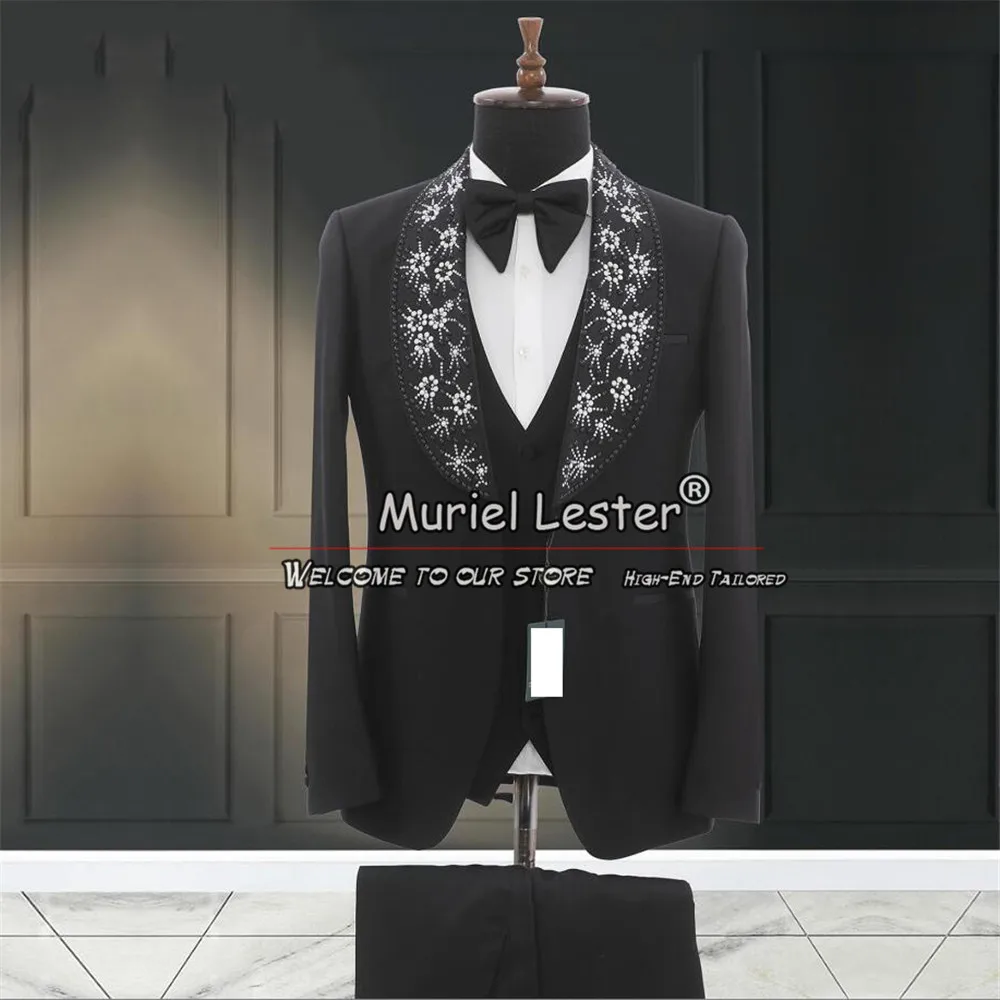 Black Men Suits For Wedding Luxury Handmade Pearls Lapel Jacket Vest Pants 3 Pieces Groom Wear Man Tuxedos Custom Made Clothing
Black Men Suits For Wedding Luxury Handmade Pearls Lapel Jacket Vest Pants 3 Pieces Groom Wear Man Tuxedos Custom Made Clothing