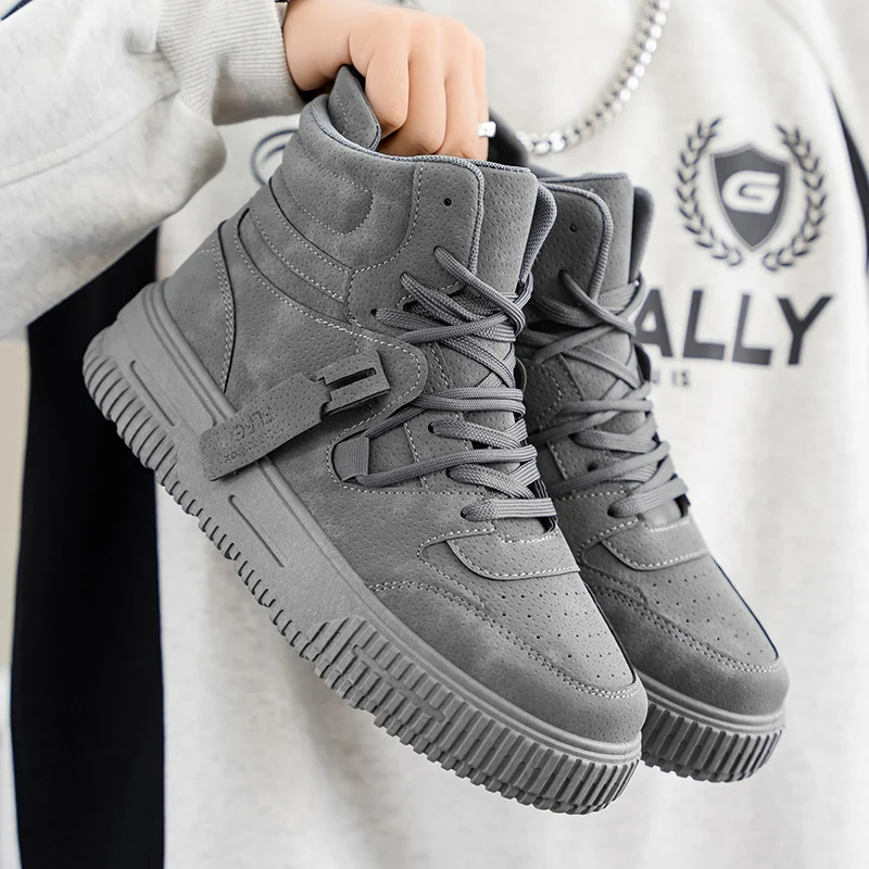 New Winter and Autumn Men's Skateboard Shoes, Anti-slip and Durable Outdoor Casual Sports Shoes, Men's Workwear Shoes
New Winter and Autumn Men's Skateboard Shoes, Anti-slip and Durable Outdoor Casual Sports Shoes, Men's Workwear Shoes