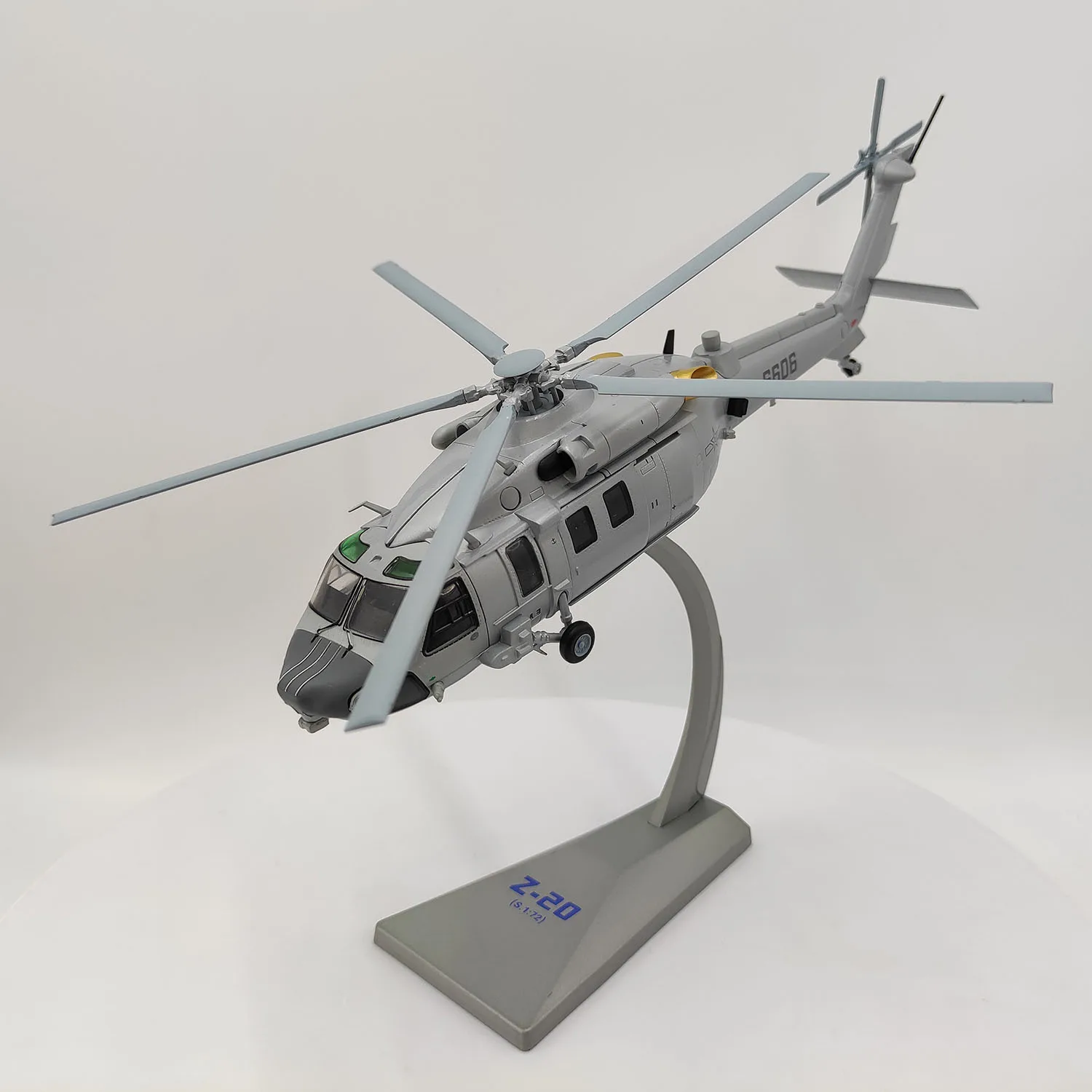 Diecast AF1 1/72 Scale China Z-20 6606 Helicopter Military Alloy Aircraft Model Collectibles Souvenir Classic Toy Gift Nostalgic
Diecast AF1 1/72 Scale China Z-20 6606 Helicopter Military Alloy Aircraft Model Collectibles Souvenir Classic Toy Gift Nostalgic