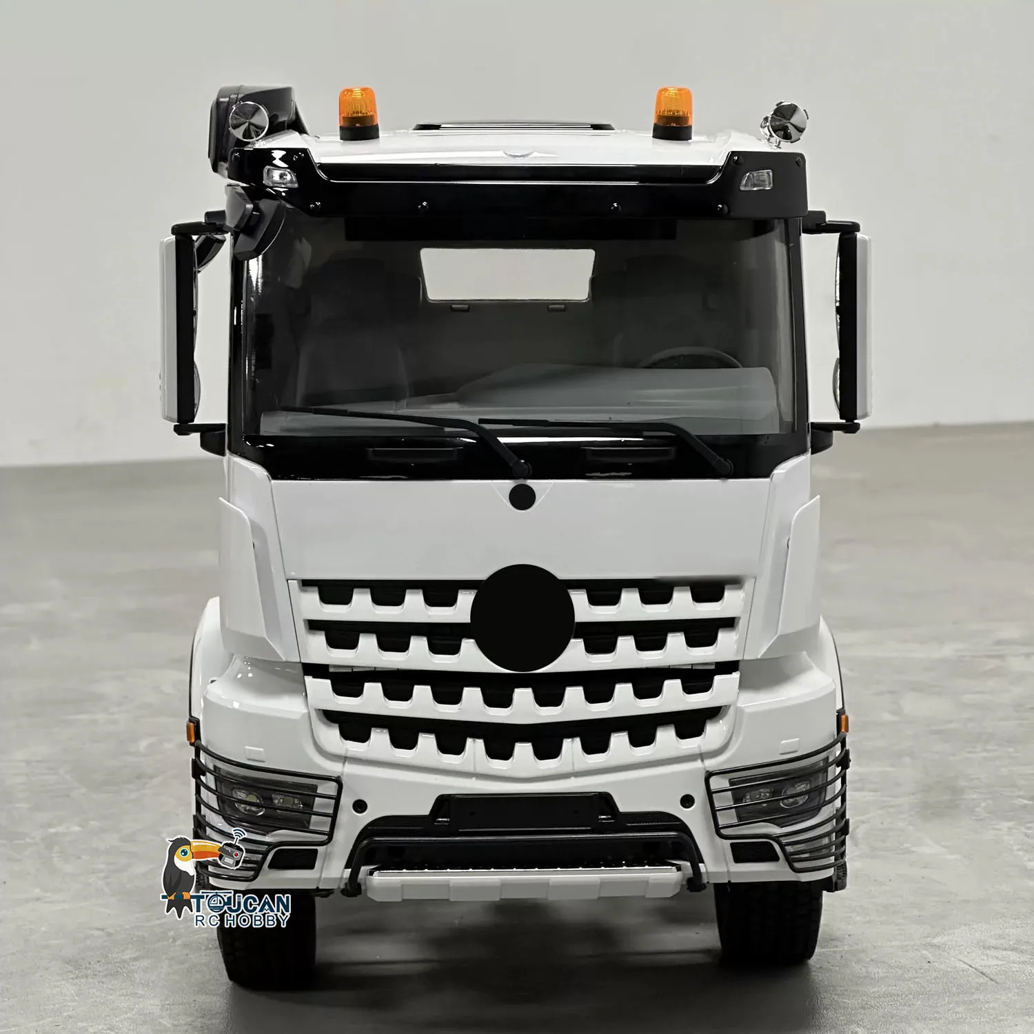 1/14 RC Tractor Truck 3363 Radio Controlled Lorry Car Model Metal NO Lock Differential Axle 2Speed Gearbox Light Sound
1/14 RC Tractor Truck 3363 Radio Controlled Lorry Car Model Metal NO Lock Differential Axle 2Speed Gearbox Light Sound