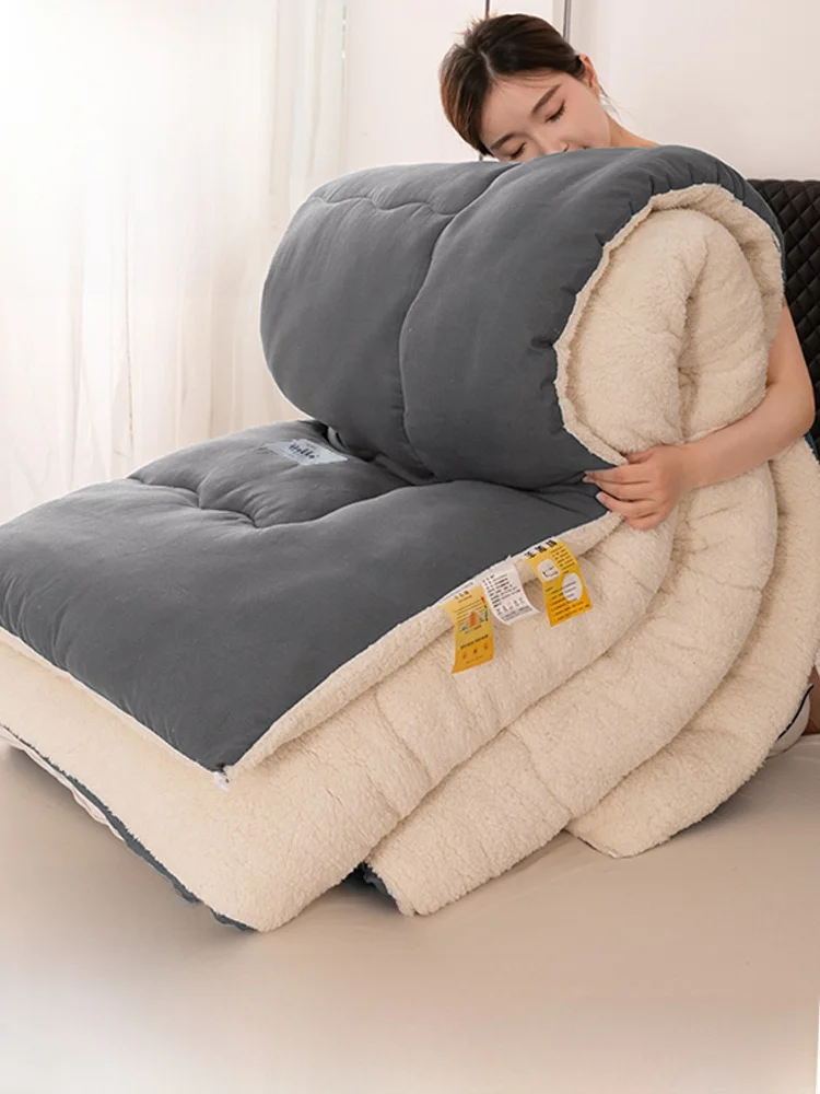 LISA Lamb Velvet Blanket Winter Thickened Milk Velvet No Shedding Sofa Office Nap Cover Blanket Warm Cozy Adult Ins Style
LISA Lamb Velvet Blanket Winter Thickened Milk Velvet No Shedding Sofa Office Nap Cover Blanket Warm Cozy Adult Ins Style