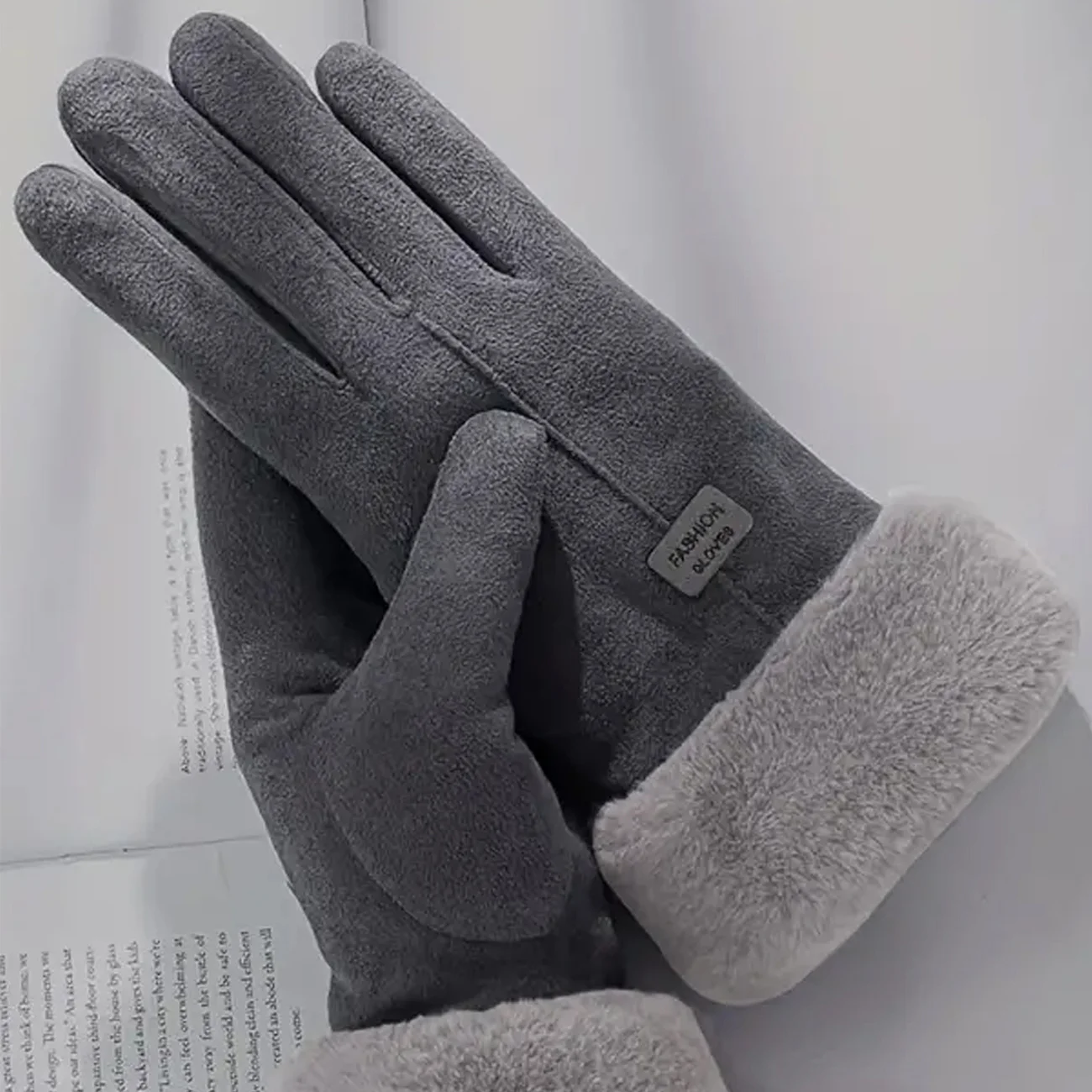Women Winter Thick Plush Gloves Fashion Warm Suede Outdoor Lady Touchscreen Driving Gloves Sports Cycling Mittens
Women Winter Thick Plush Gloves Fashion Warm Suede Outdoor Lady Touchscreen Driving Gloves Sports Cycling Mittens