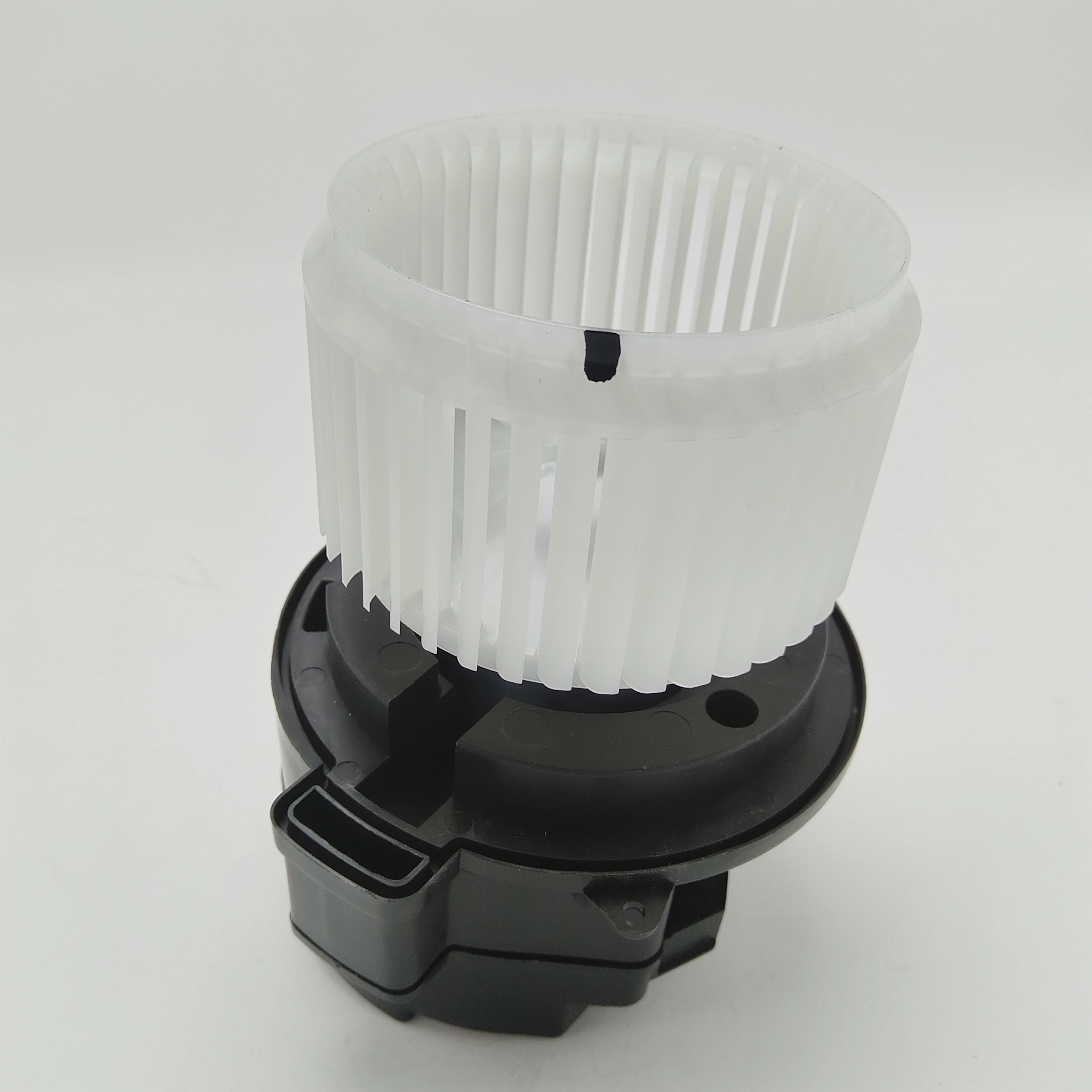 Left-Hand Drive Blower Motor Suitable for Renault Clio Mk5 19-21 Oe: Dt116360 Dt116360-5380 Dt116243 272104788R
Left-Hand Drive Blower Motor Suitable for Renault Clio Mk5 19-21 Oe: Dt116360 Dt116360-5380 Dt116243 272104788R