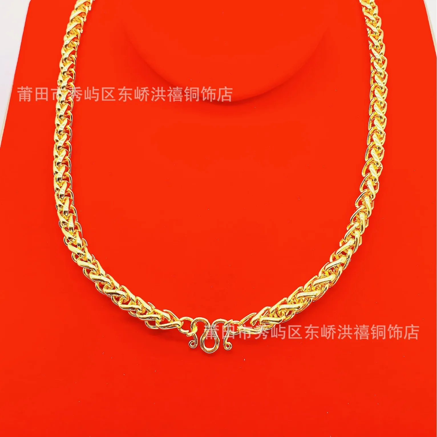 Unisex 24K Gold Neo-Chinese Versatile Necklace, AU999 Distressed square-circle texture, rustic elegance for traditional fashion
Unisex 24K Gold Neo-Chinese Versatile Necklace, AU999 Distressed square-circle texture, rustic elegance for traditional fashion