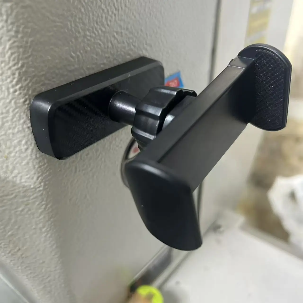 Universal Shockproof Magnetic Sewing Machine Phone Holder with Adjustable Clip 360 Degree Rotating for Mobile Phones
Universal Shockproof Magnetic Sewing Machine Phone Holder with Adjustable Clip 360 Degree Rotating for Mobile Phones