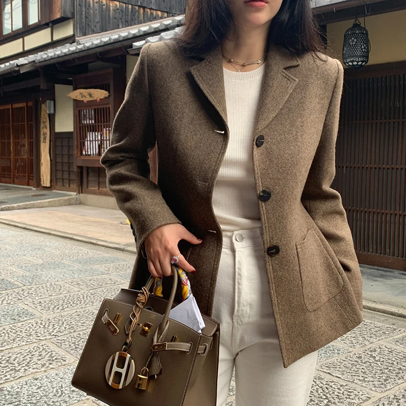 Autumn Winter Korea Fashion Wool Blazer Women Lace-up Vintage Elegant Harajuku Coat Female French Retro Chic Clothing 2024 New
Autumn Winter Korea Fashion Wool Blazer Women Lace-up Vintage Elegant Harajuku Coat Female French Retro Chic Clothing 2024 New