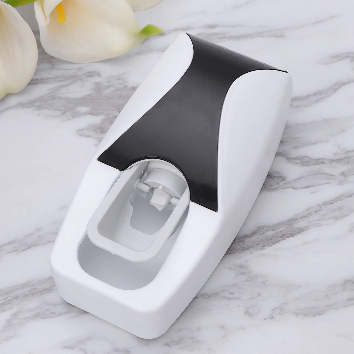 Automatic Toothpaste Dispenser Squeezer Brush Holder Set 5 Brushes Clean Dry No Waste Economy Pump Plastic Adult
Automatic Toothpaste Dispenser Squeezer Brush Holder Set 5 Brushes Clean Dry No Waste Economy Pump Plastic Adult