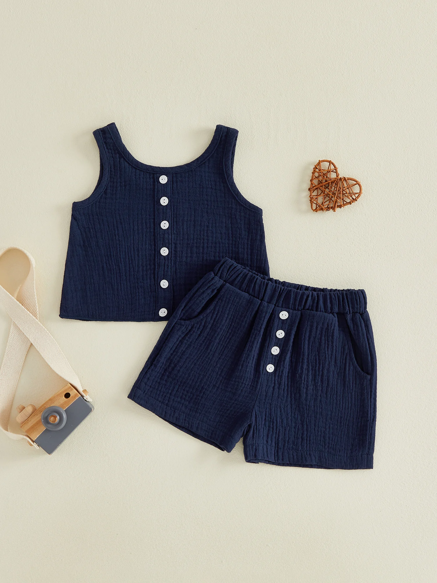 Cute Toddler Girls Matching Set with Sleeveless Button Front Top and Shorts Round Neck Summer Outfit for Kids
Cute Toddler Girls Matching Set with Sleeveless Button Front Top and Shorts Round Neck Summer Outfit for Kids