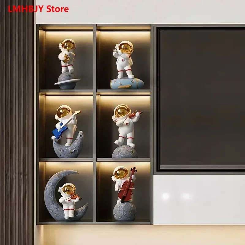 Light Luxury High-end Astronaut Astronaut Wine Cabinet TV Cabinet Ornament Set Living Room Entrance Office Home Decoration
Light Luxury High-end Astronaut Astronaut Wine Cabinet TV Cabinet Ornament Set Living Room Entrance Office Home Decoration